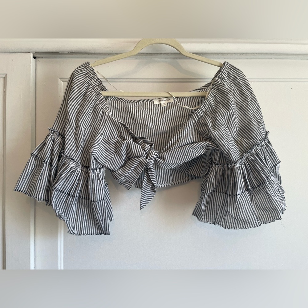 Tie top